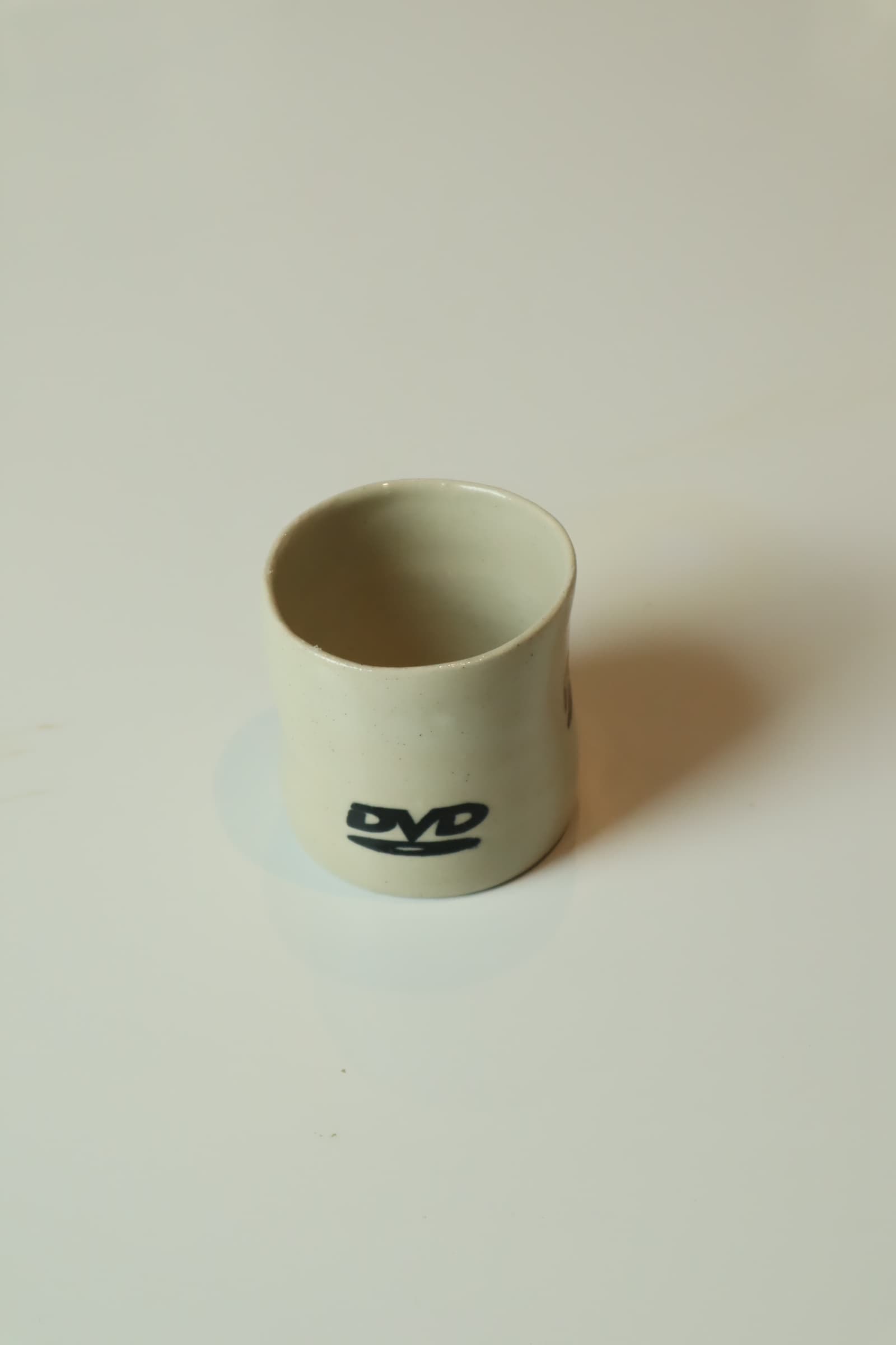DVD Loop Cup