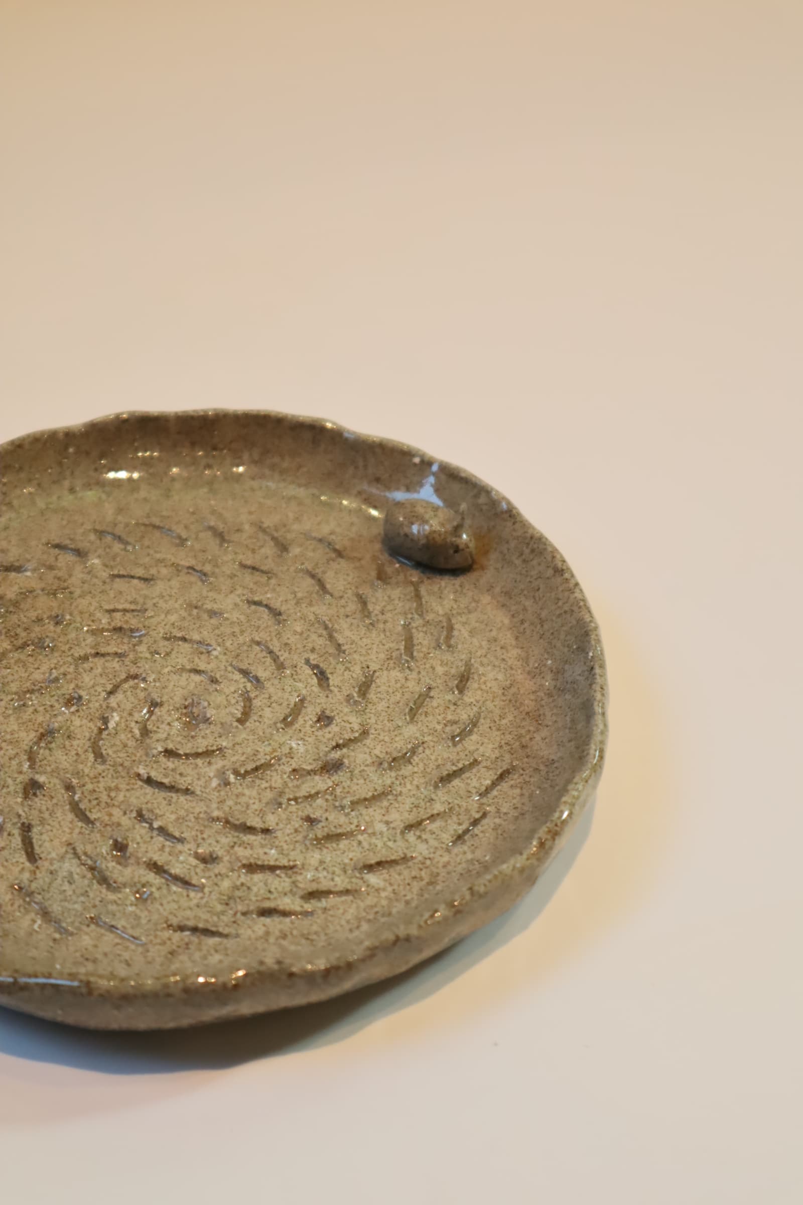 trinket + ash tray, made by Davian Reid-Lynch
